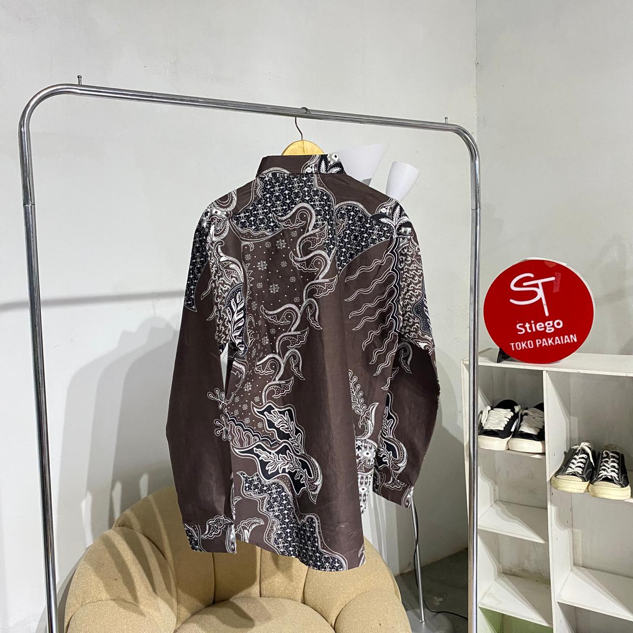 Kemeja batik lengan panjang pria  Culture