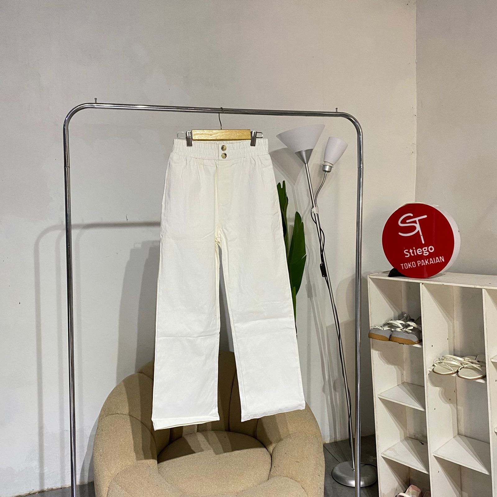 Celana soft jeans