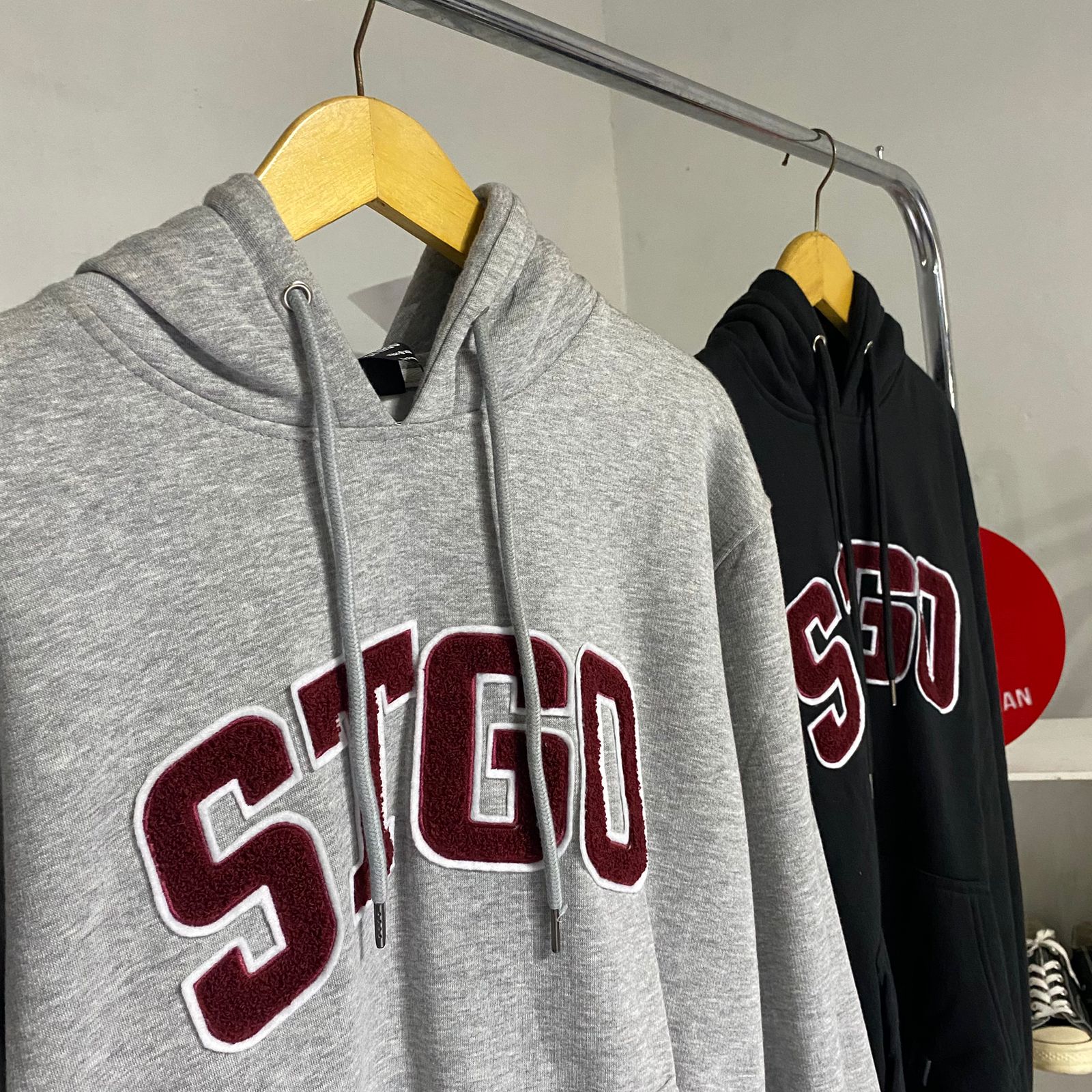 Stiego - Sweater Hoodie Pria Simple Embroidery
