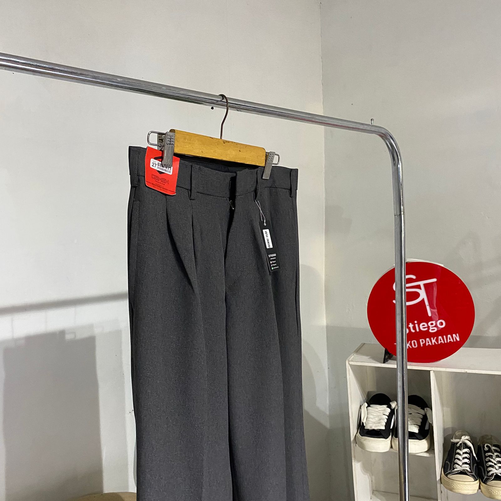 Celana Loose semi  wool - loose  Pants Pria loose baggy  / Celana Bahan | Celana Kantor