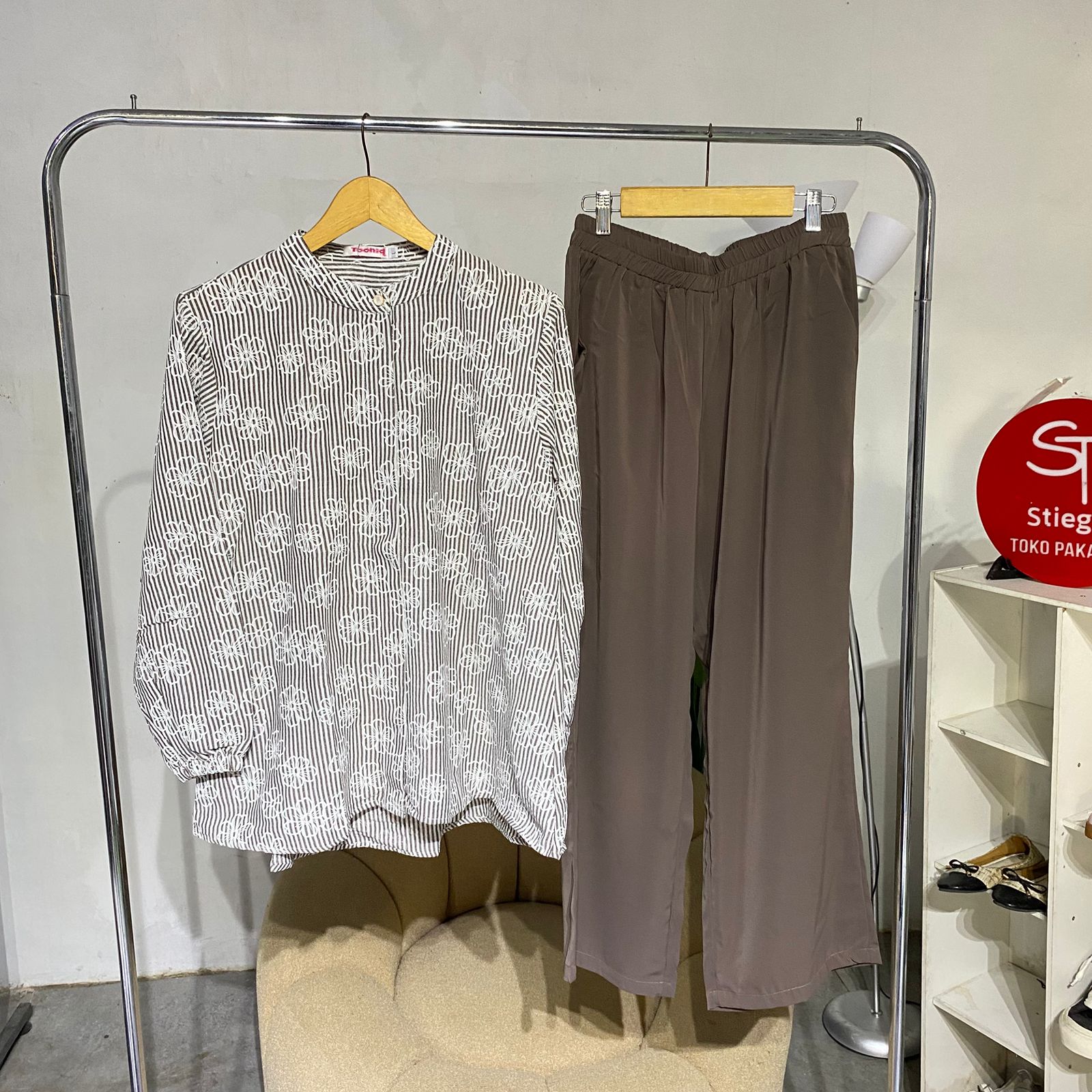 onset  wanita  blouse bs9  Tooniq bunga