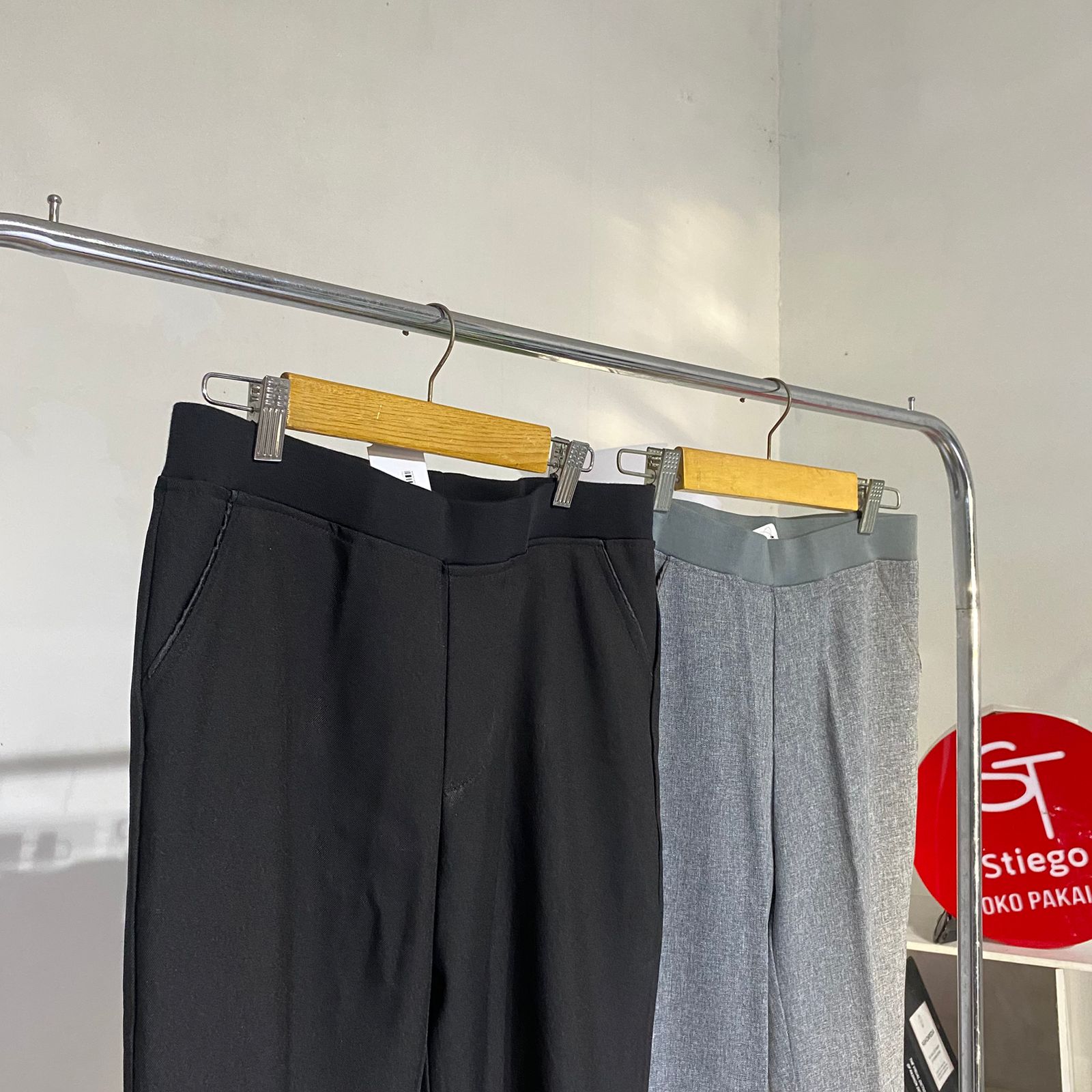 Celana wanita kantor formal pinggang karet