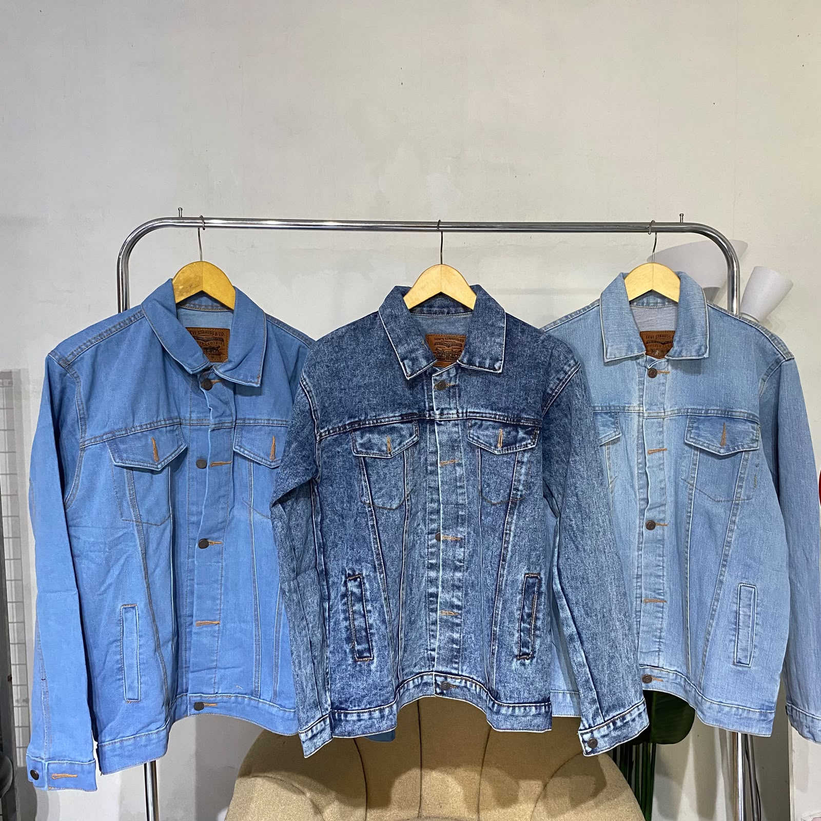 Jaket pria jeans basic