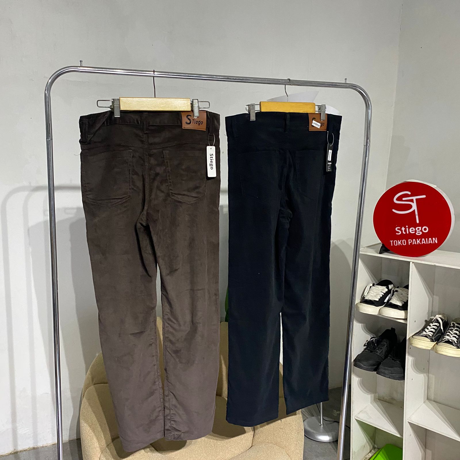 Celana Corduroy Pants Legular pria