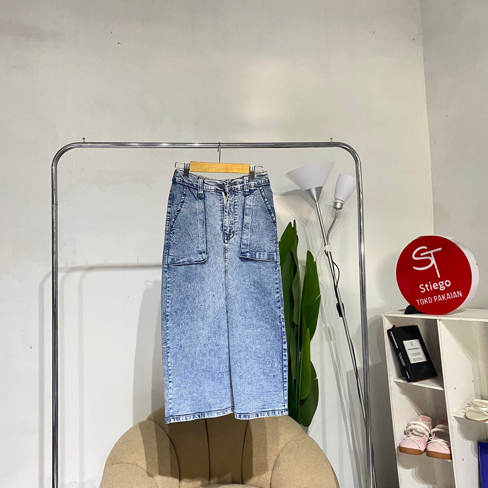 Rok jeans slim  wanita J2R
