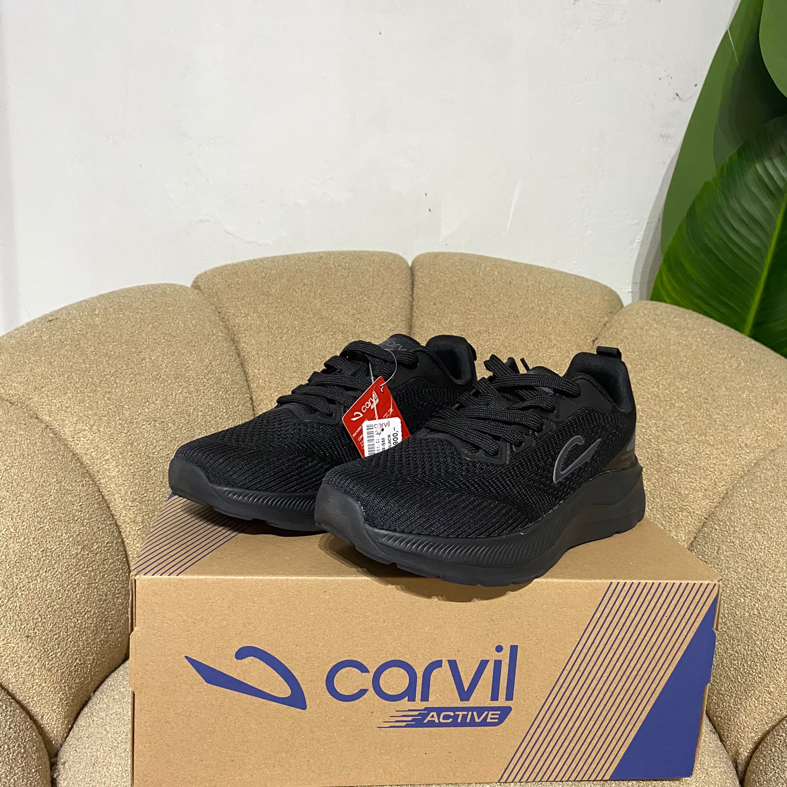 Sepatu Carvil running