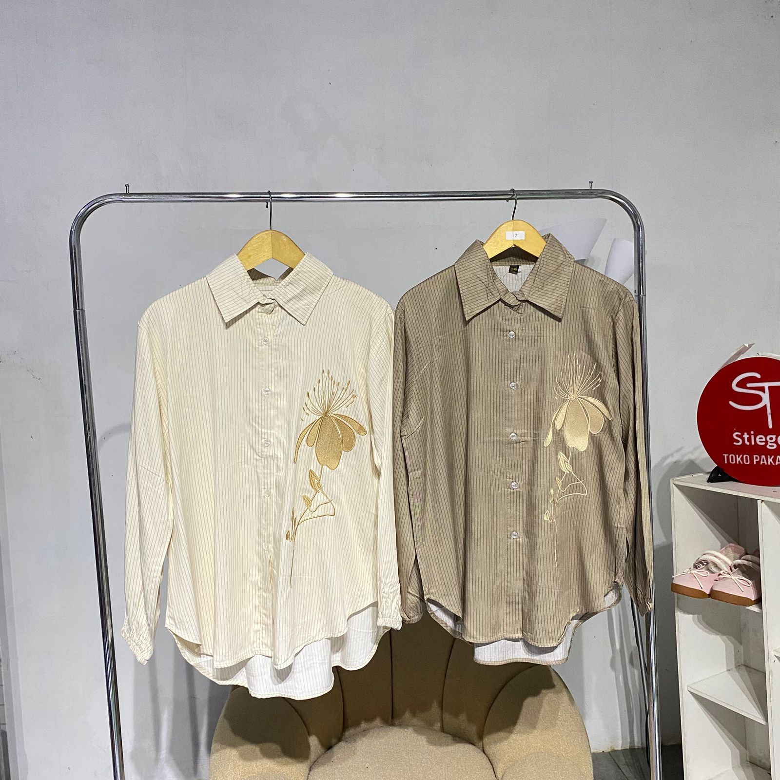 kemeja  wanita bordir stripe
