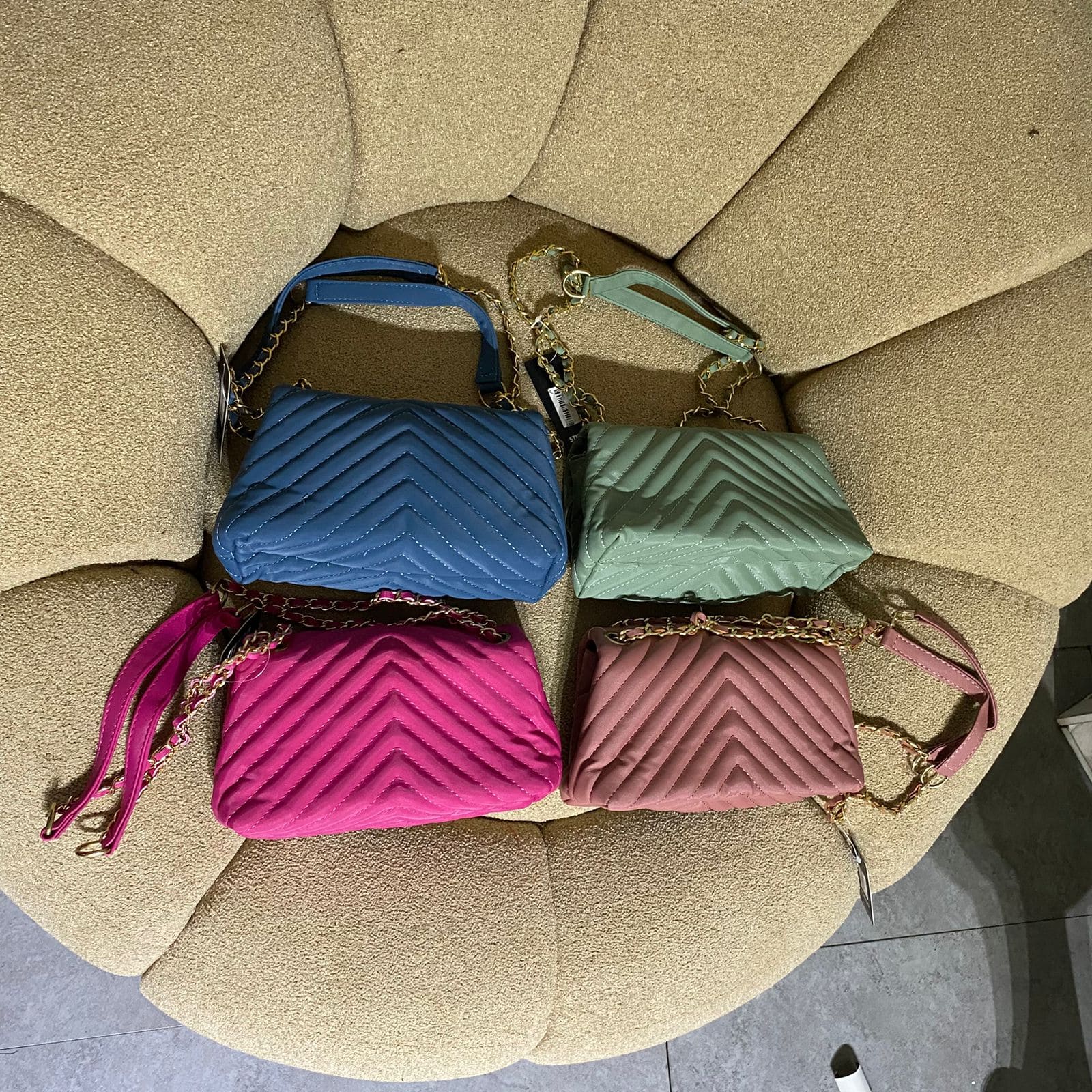 Tas wanita selempang lizy kecil