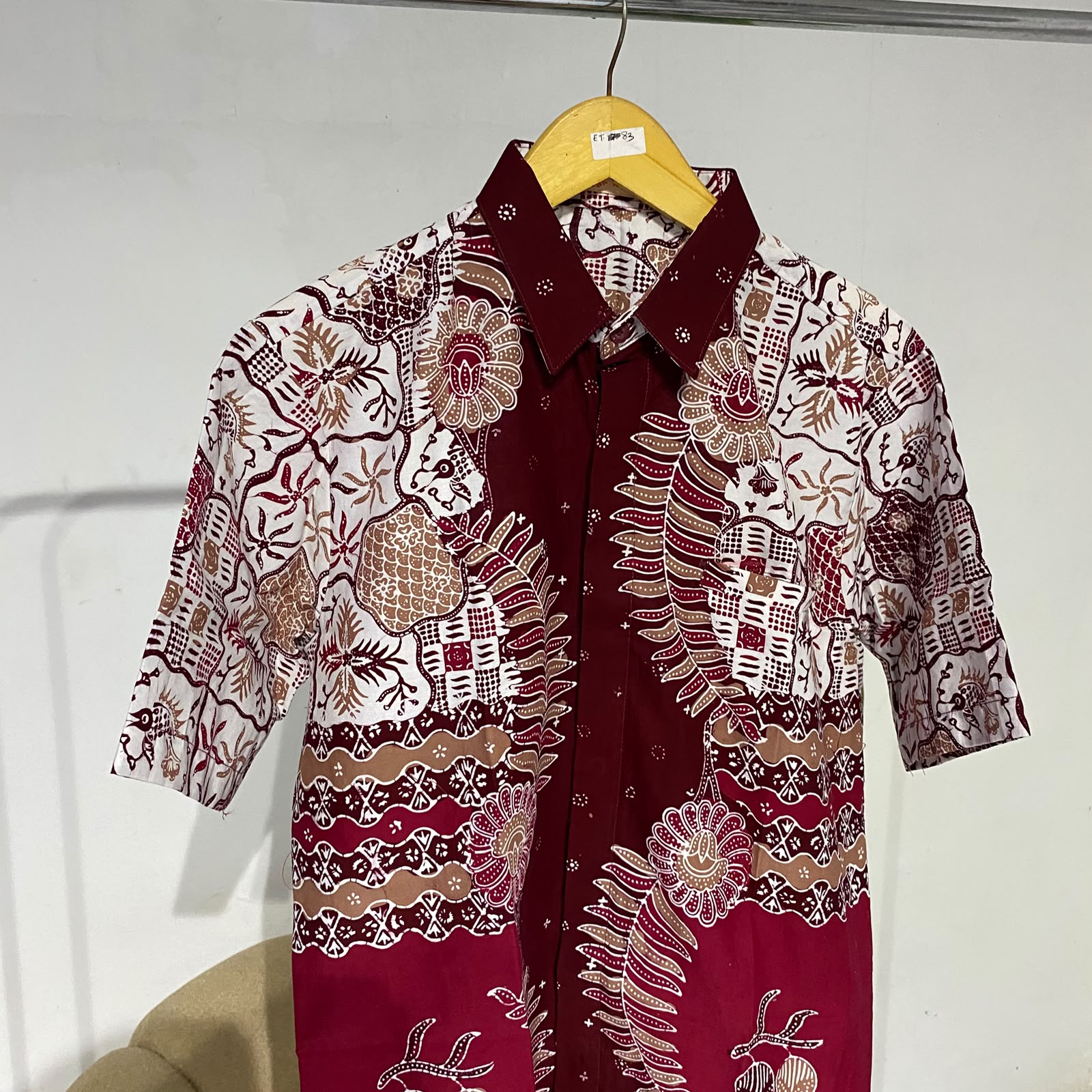 Kemeja batik  pria lengan pendek binair