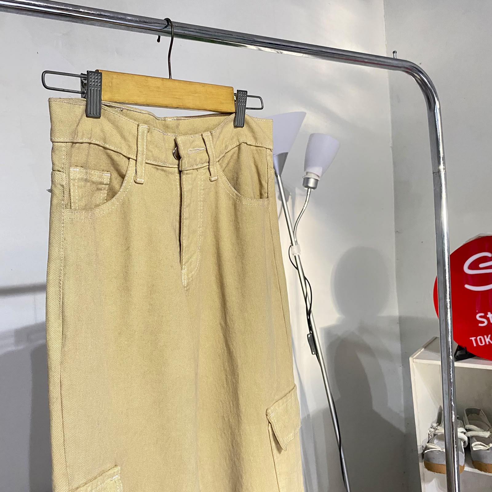 Celana wanita jeans cargo peanut   wanita