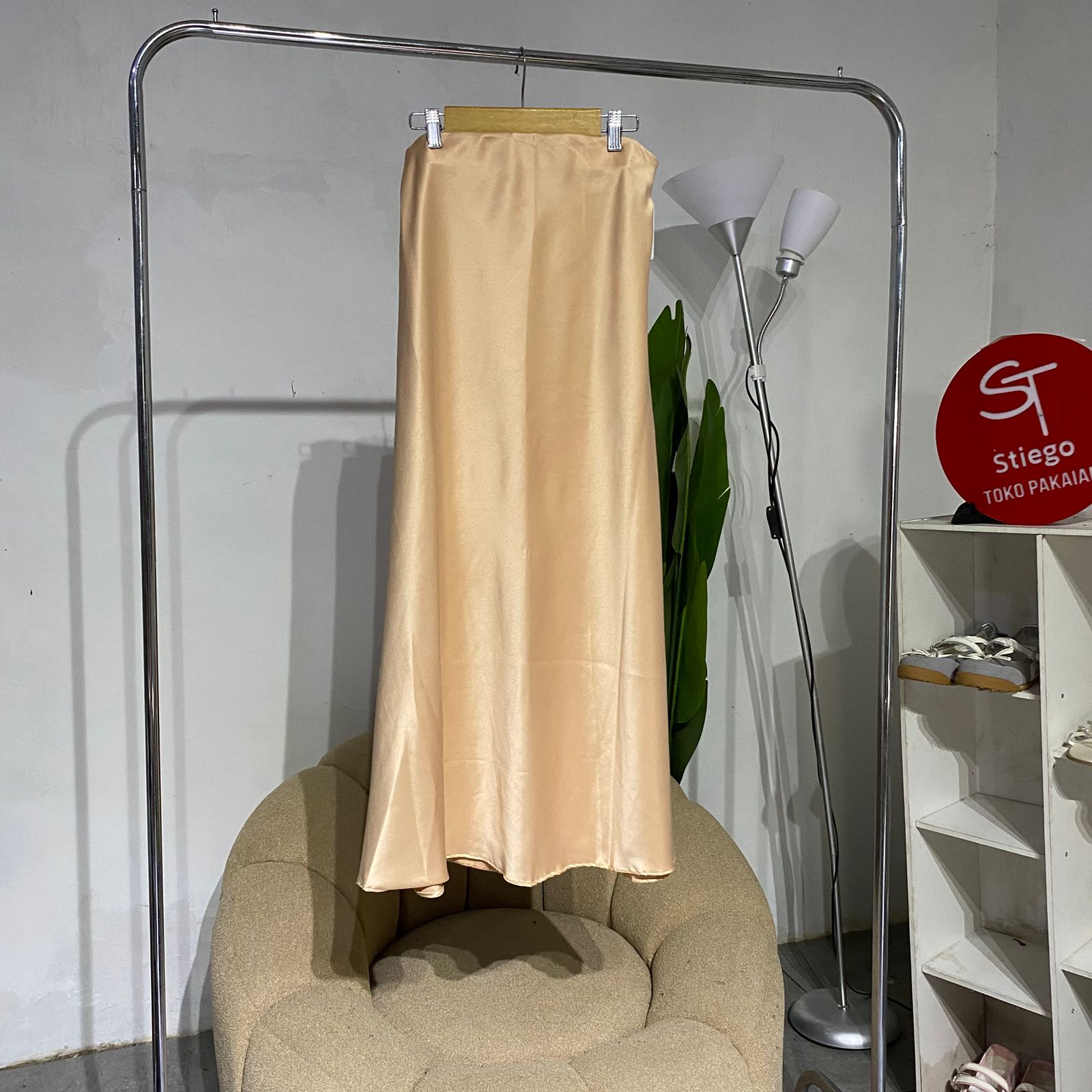 Rok satin mavi
