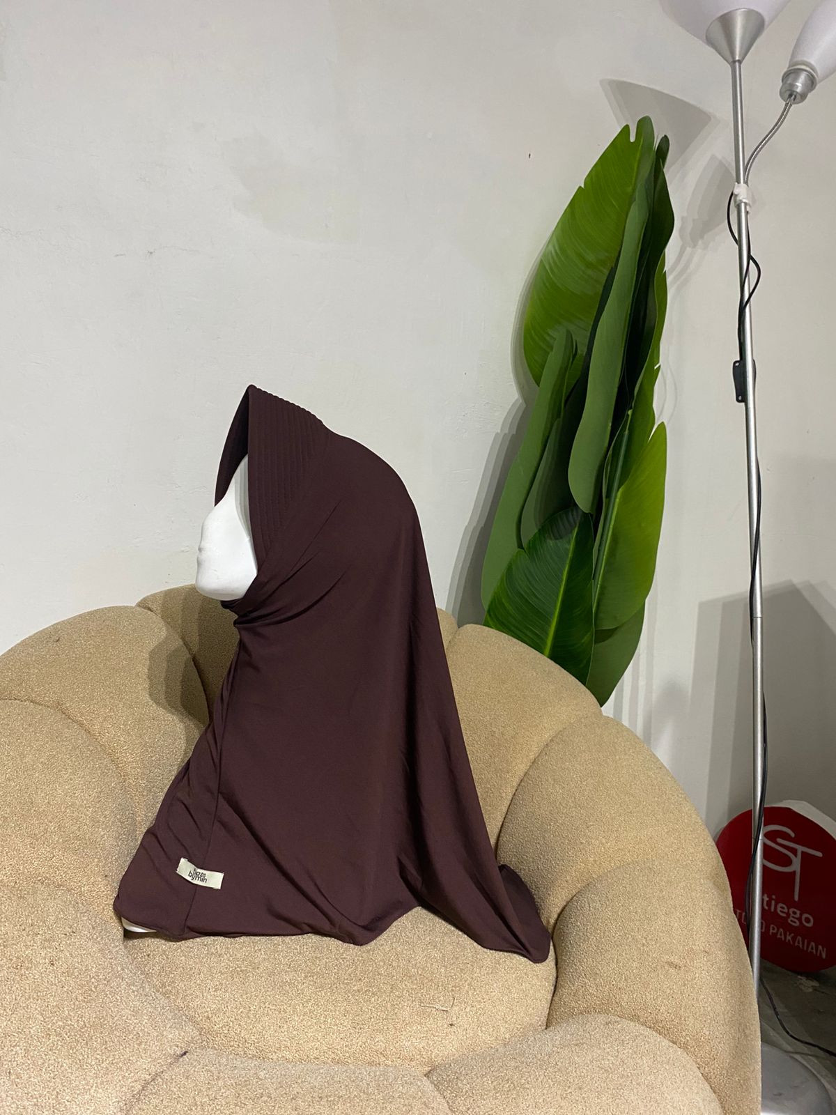 Hijab kerudung Tiebymin - Alana Bergo Jersey Premium Ukuran M