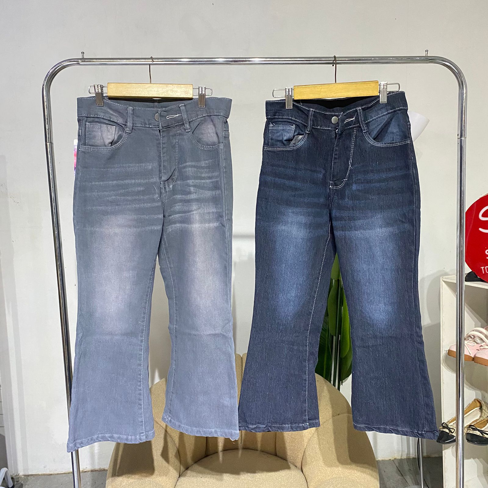 Cutbray wanita jeans  7/9 armyllea