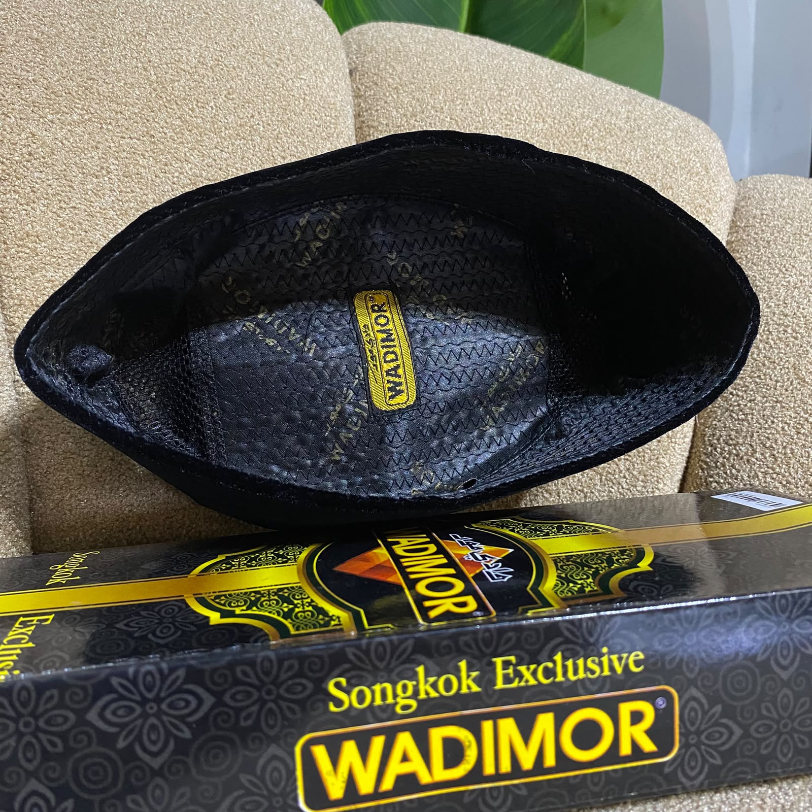 Peci Sangkok wadimor