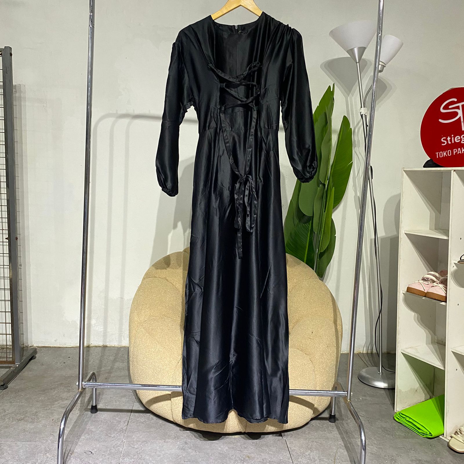 Amara dress Wanita