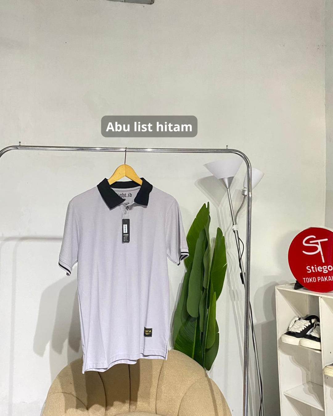 Atasan polo flight pria lengan pendek