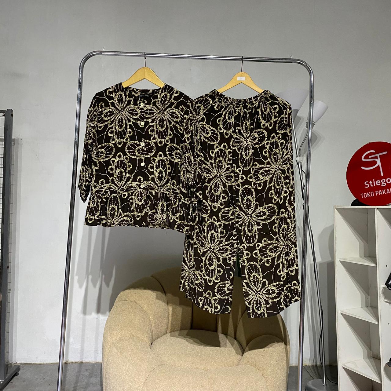 Oneset wanita setelan rafela 01