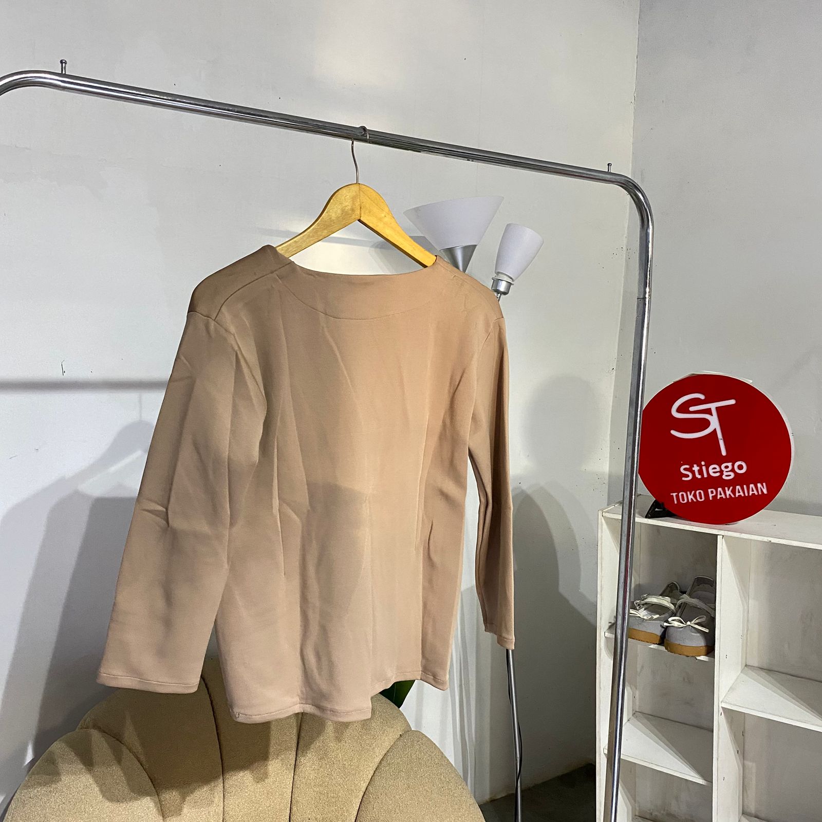 atasan  wanita blazer scruba
