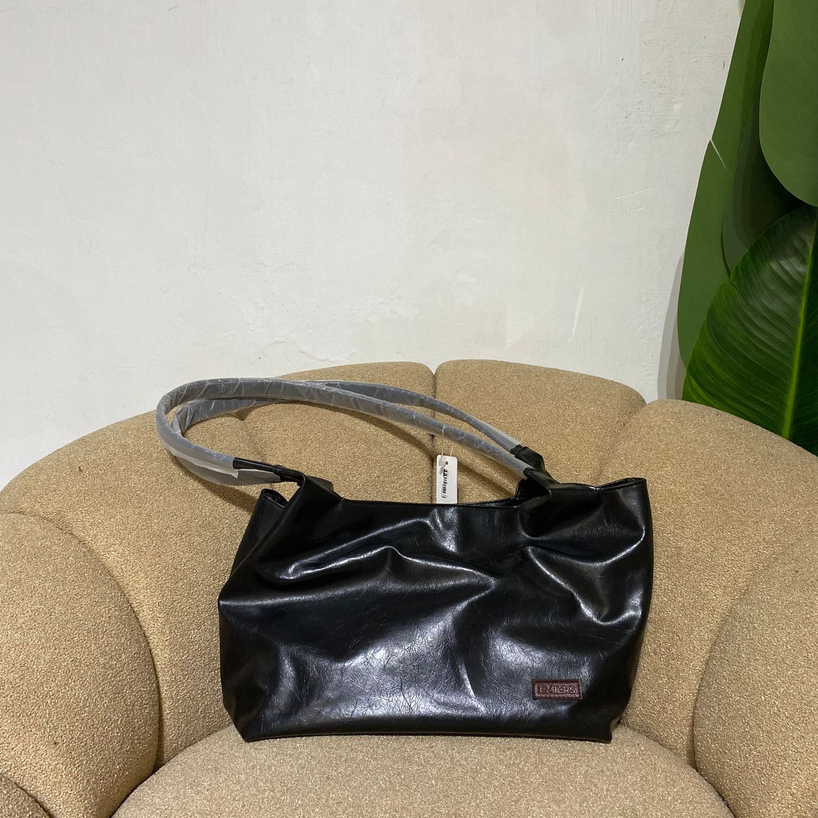 Tas slempang wanita motif tote Larisa