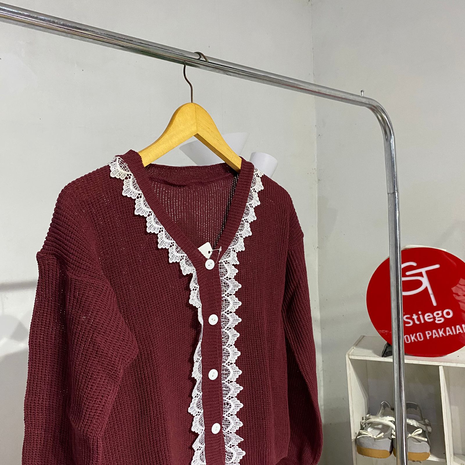 Atasan knit renda