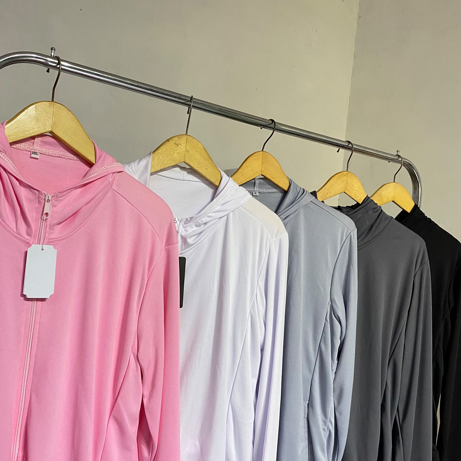 Jaket olahraga wanita slim anti uv ziper basic