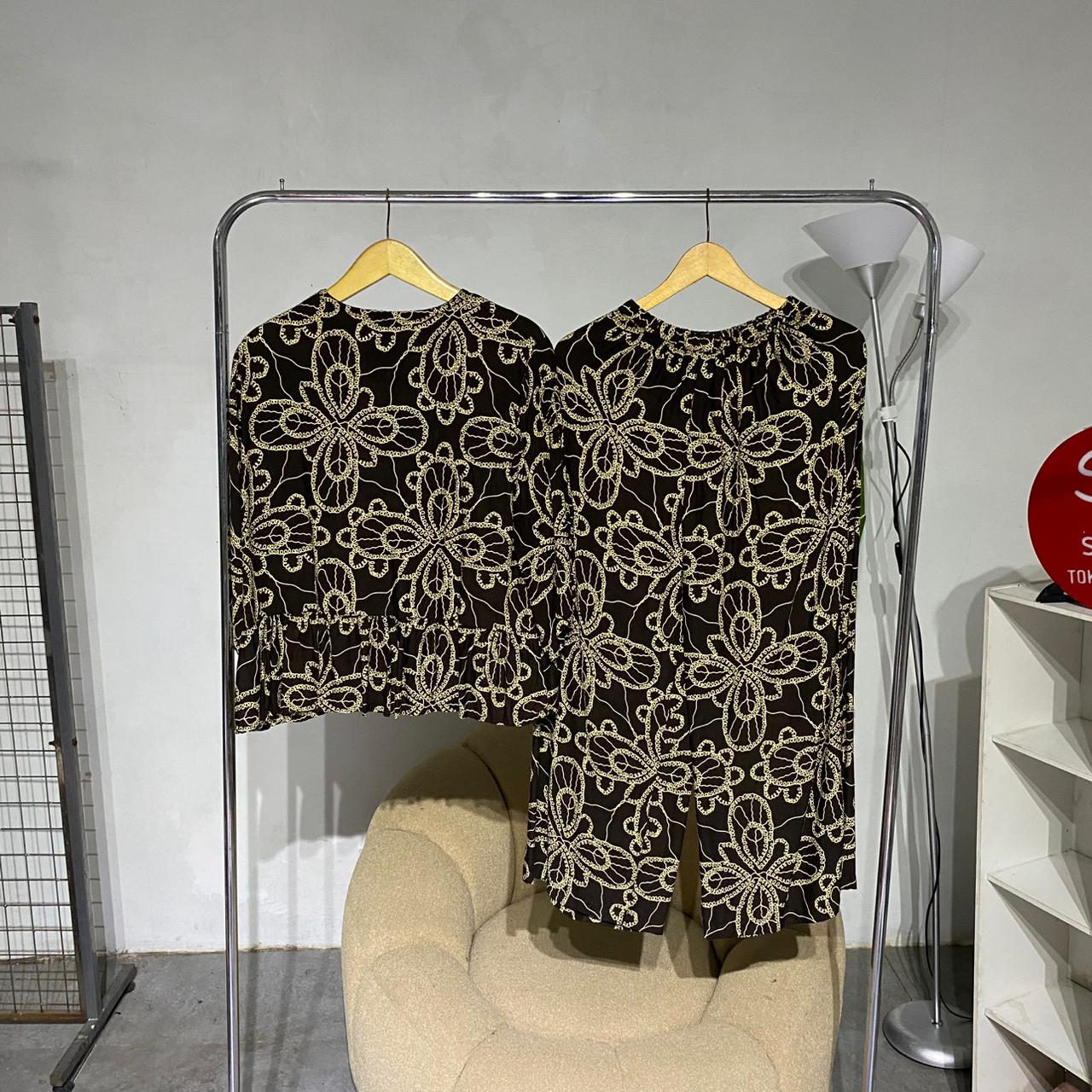 Oneset wanita setelan rafela 01