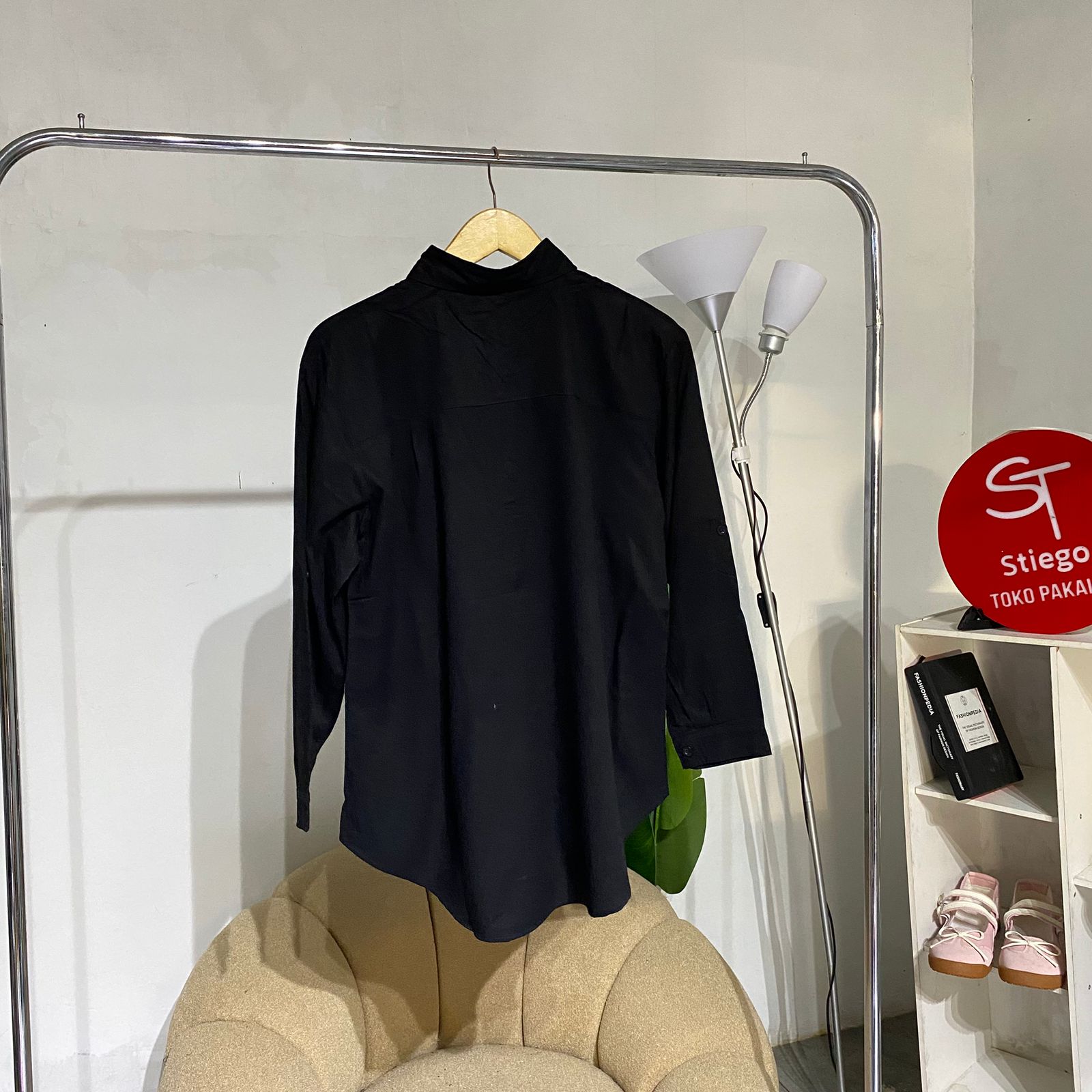 Kemeja wanita basic kerah