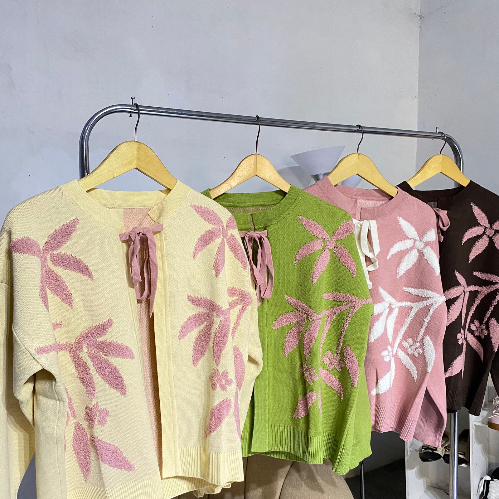 Atasan cadigan knit wanita livinka bunga (midun)