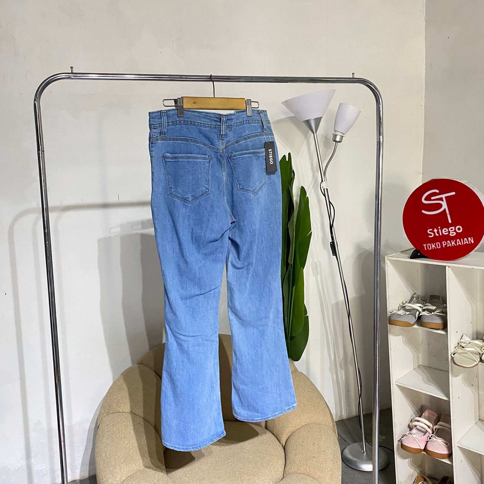 Celana wanita jeans cutbray tasin