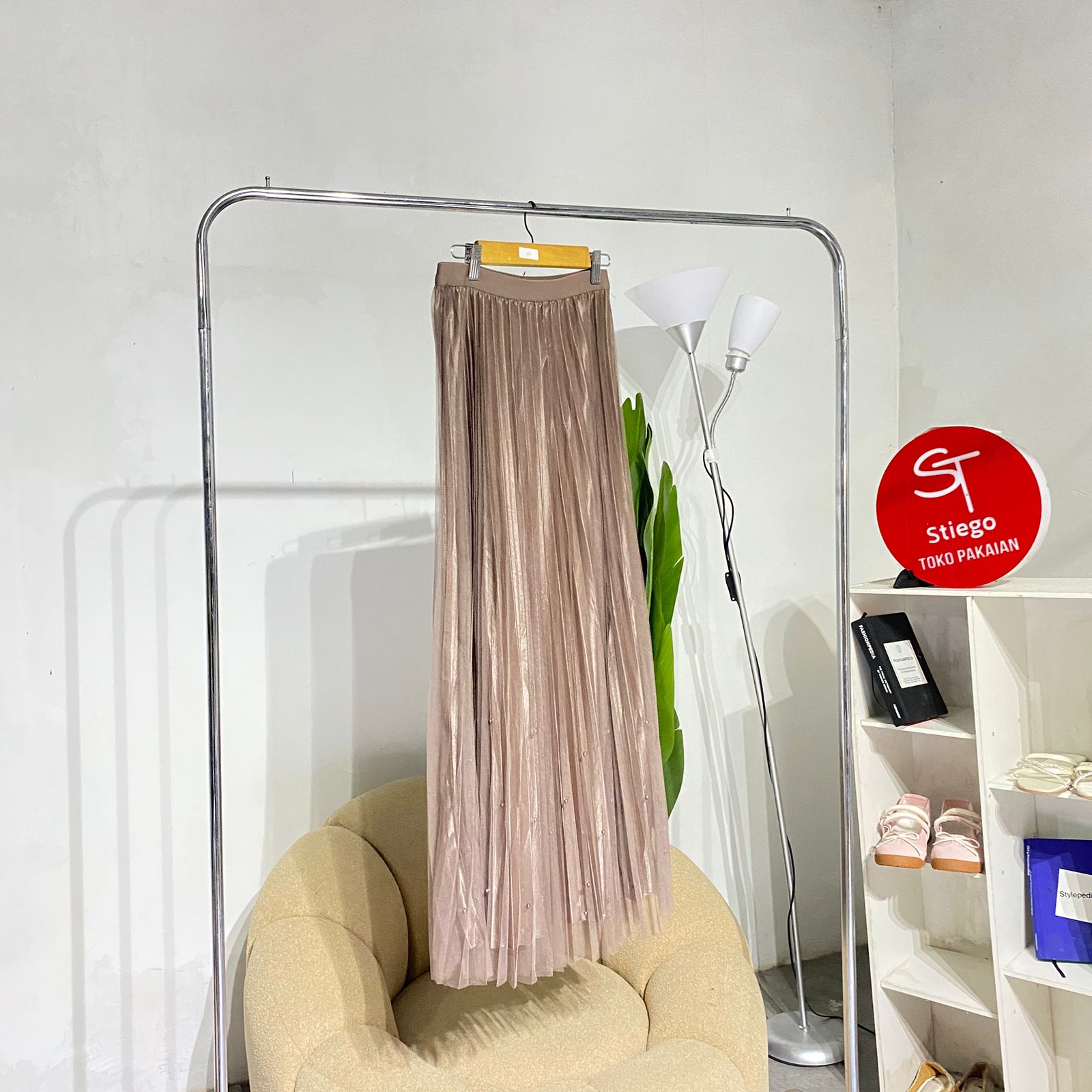 Rok wanita plisket tutu shimer pita mutiara