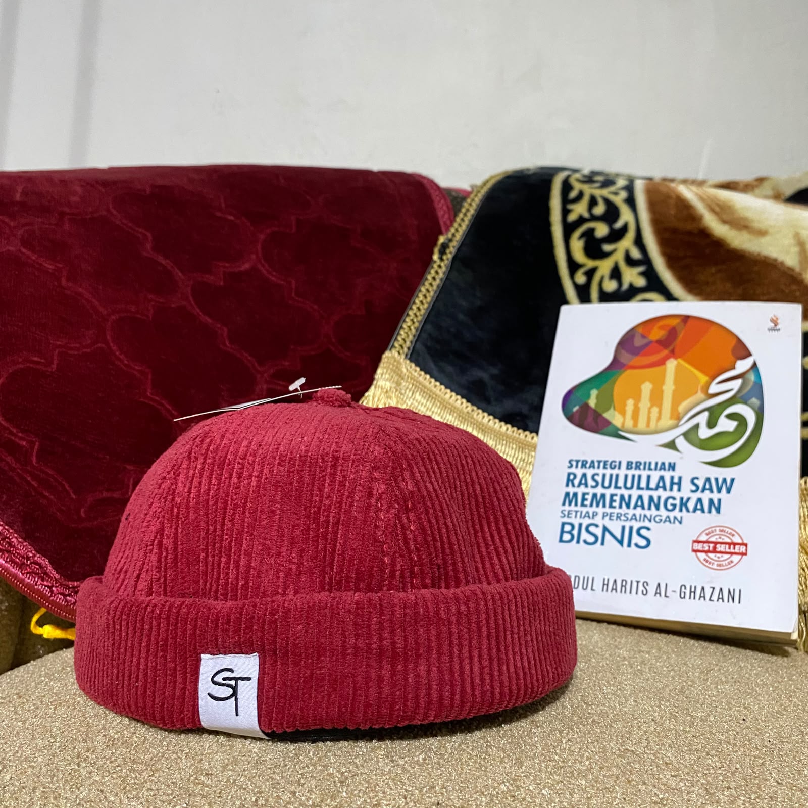 Stiego topi/peci mikihat corduroy