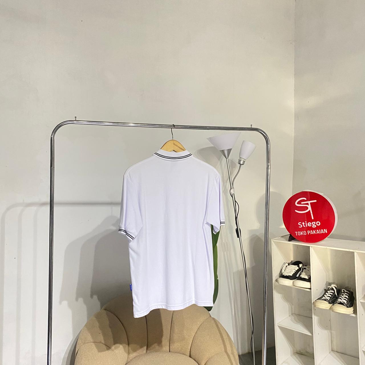 Atasan koos polo ame  pria lengan pendek