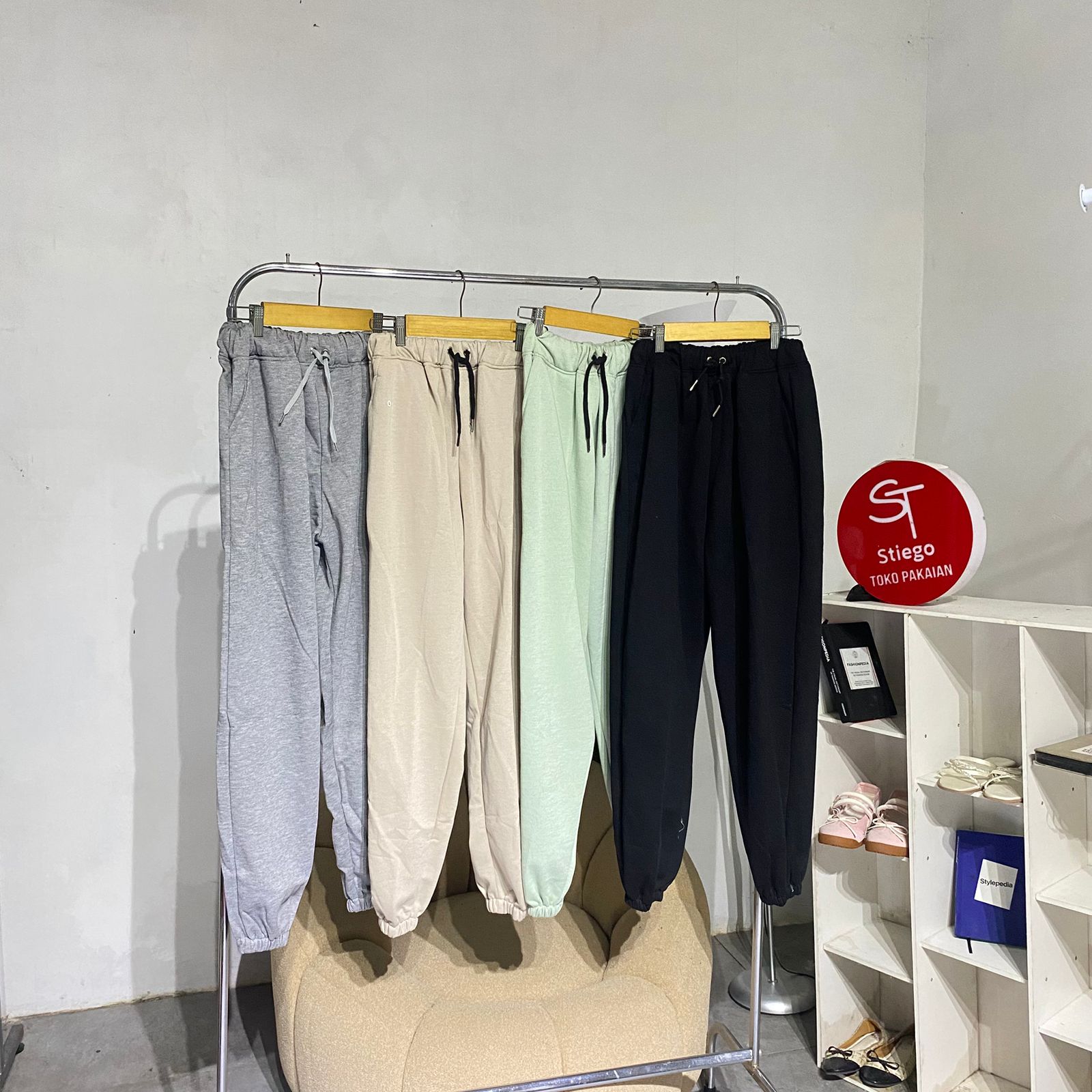 Celana sweatpants  joger basic