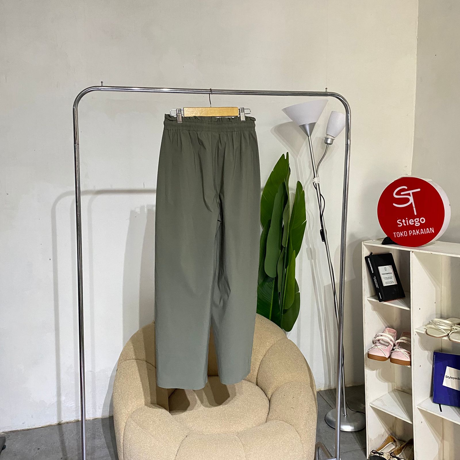 Celana wanita loose 33438