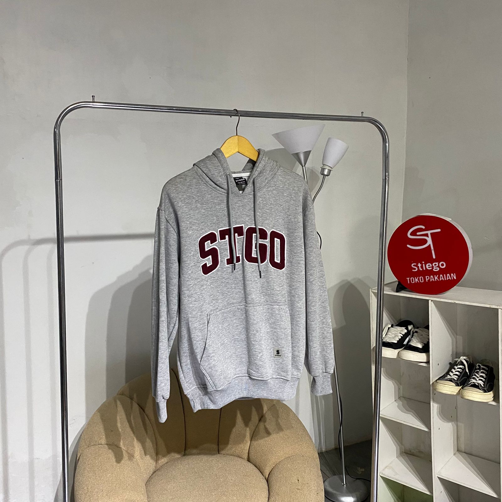 Stiego - Sweater Hoodie Pria Simple Embroidery