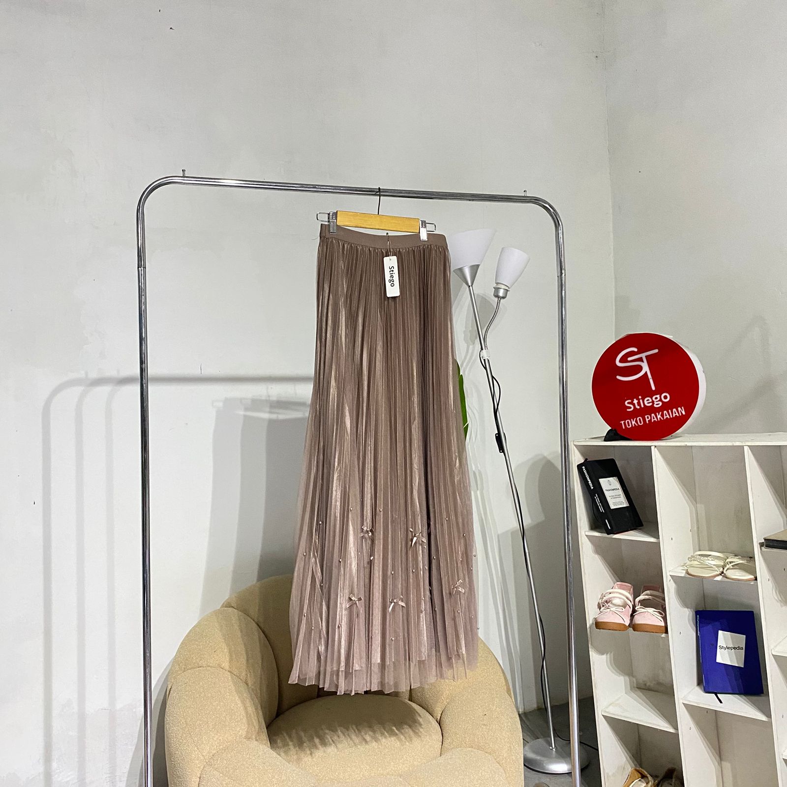 Rok wanita plisket tutu shimer pita mutiara