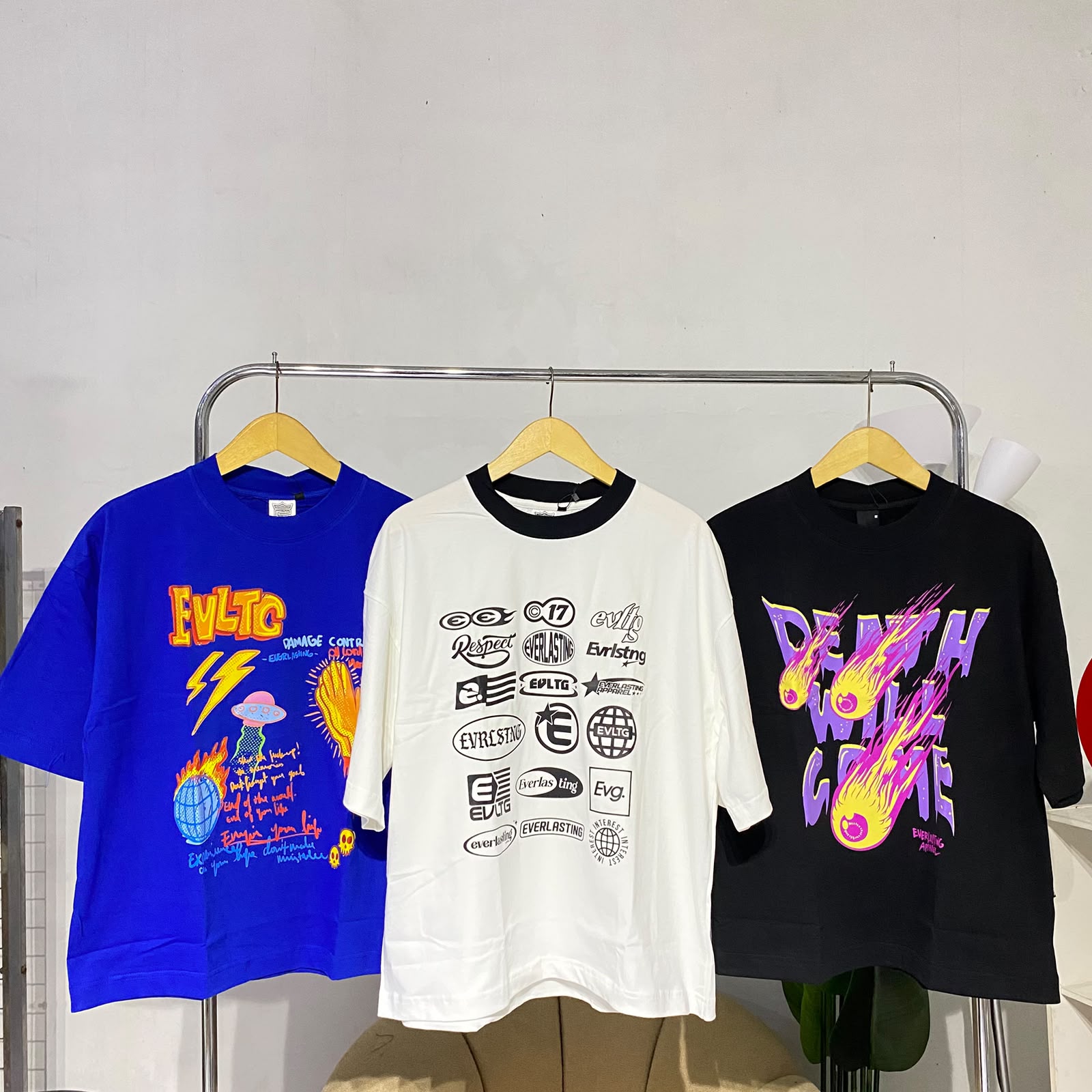Kaos boxy pria everlasting