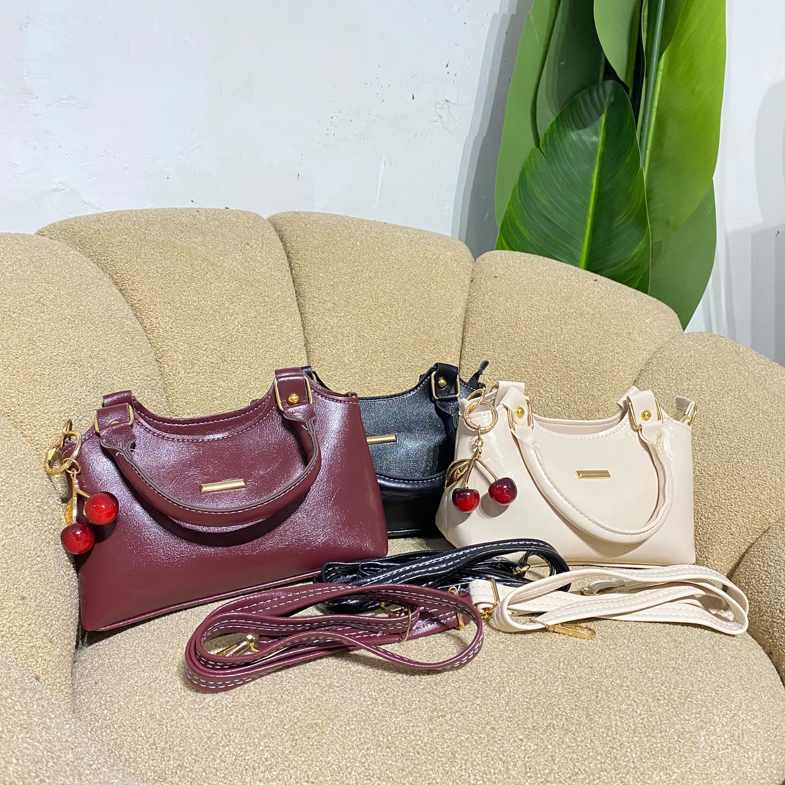 Tas wanita sling bag Yona bag