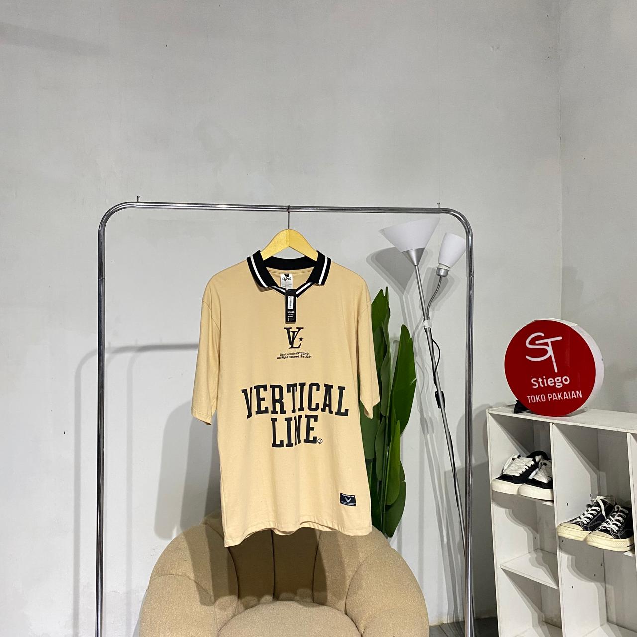 Kaos polo vertical line oversize pria lengan pendek