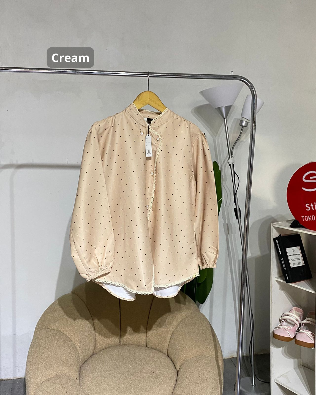 Kemeja blouse wanita polka renda
