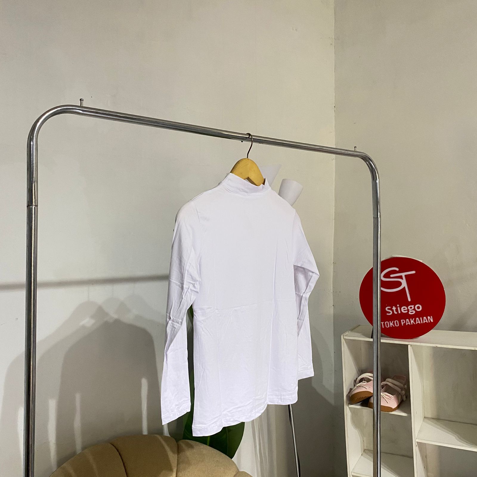 Atasan manset badan wanita premium turtle neck, kaos premium bungsu