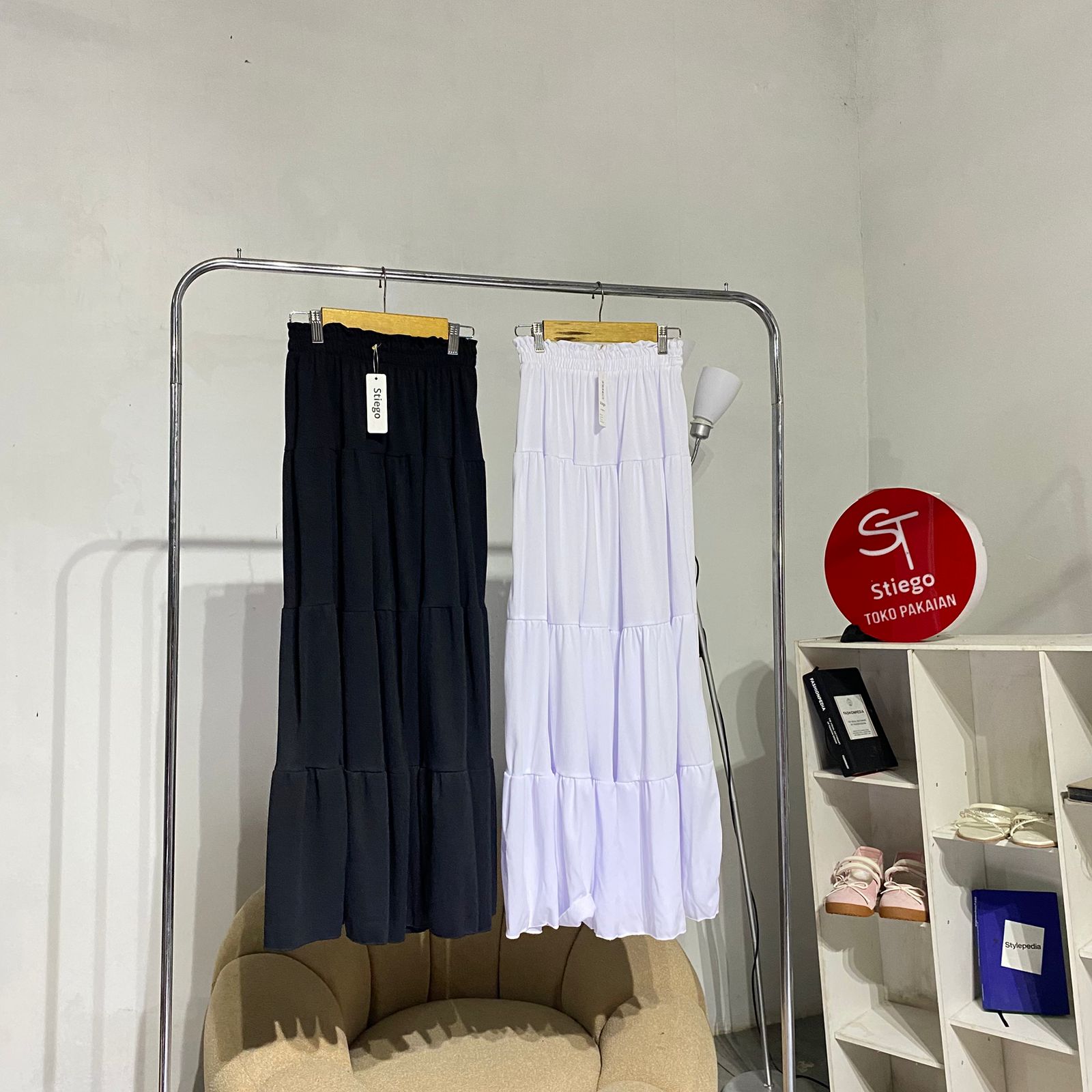 Rok wanita susun canda