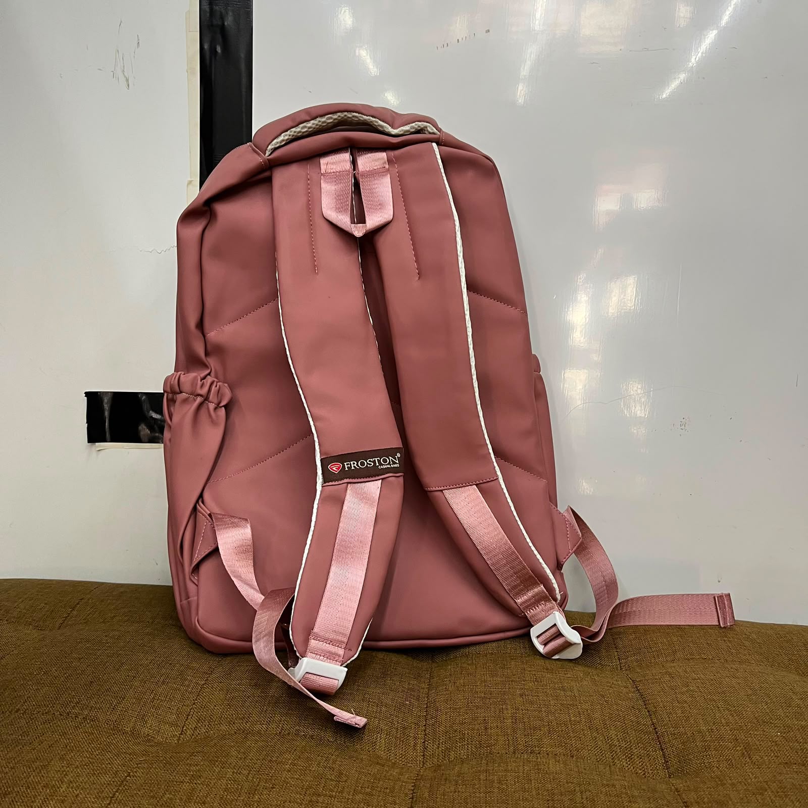 Tas froston girl