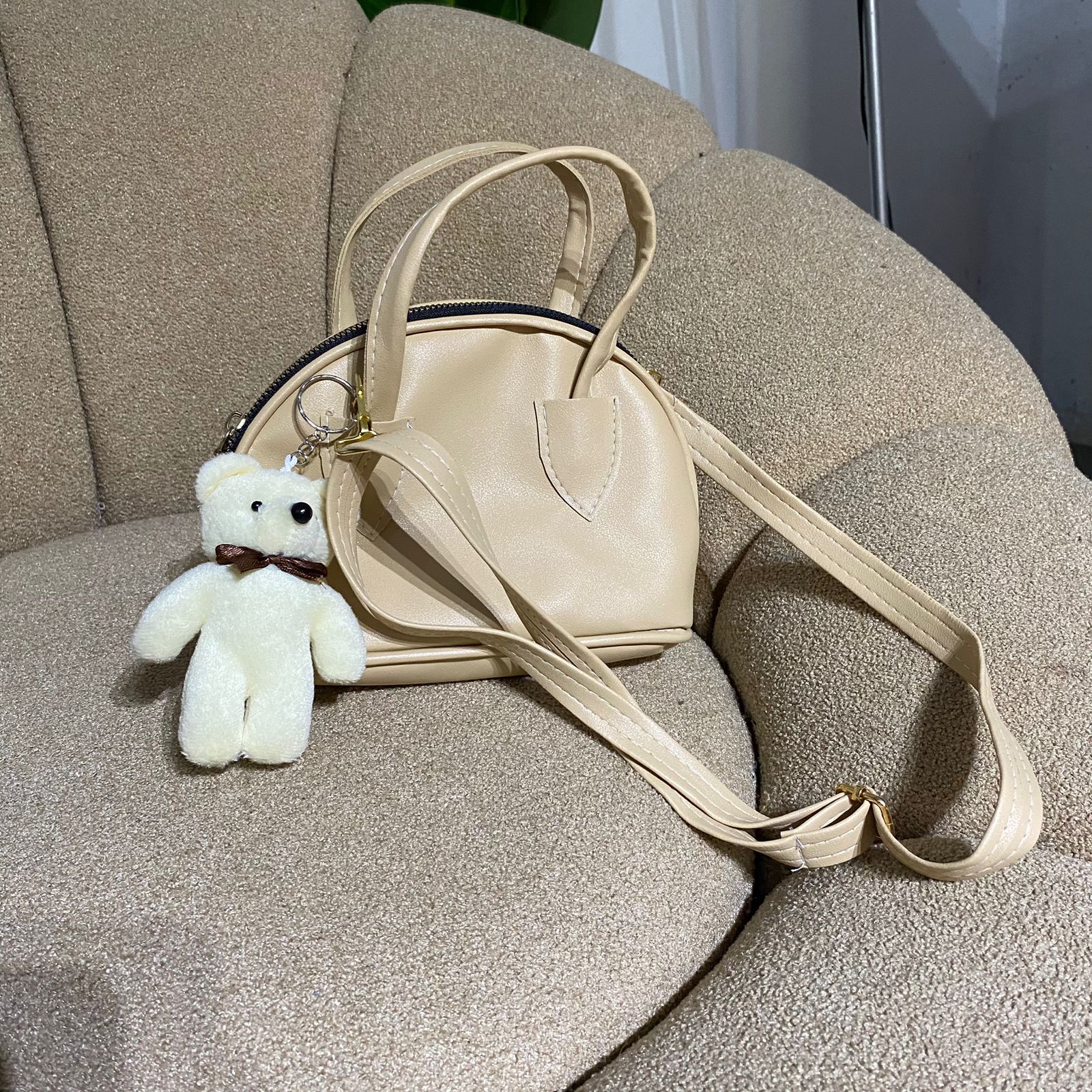 Tas selempang  wanita inara