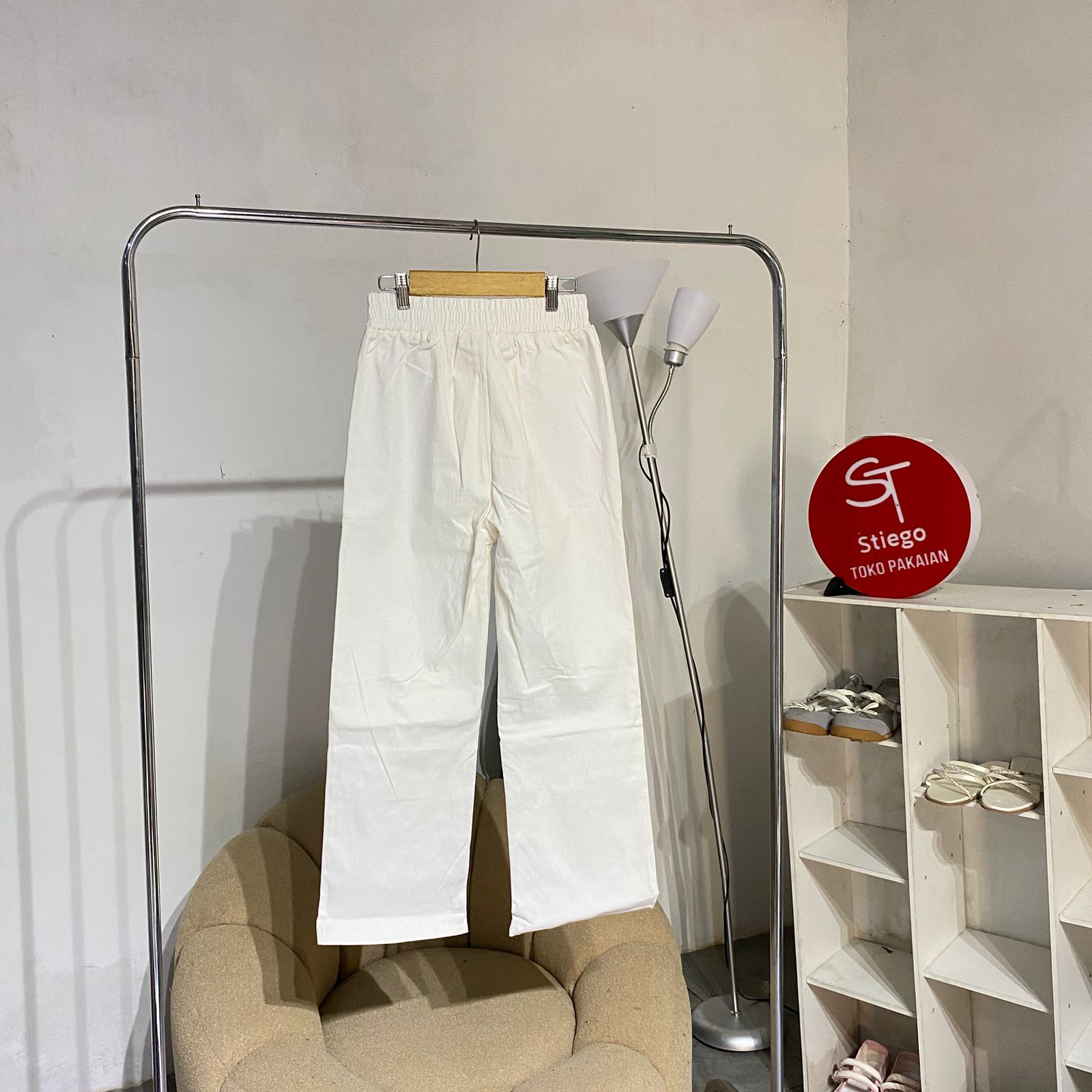 Celana soft jeans