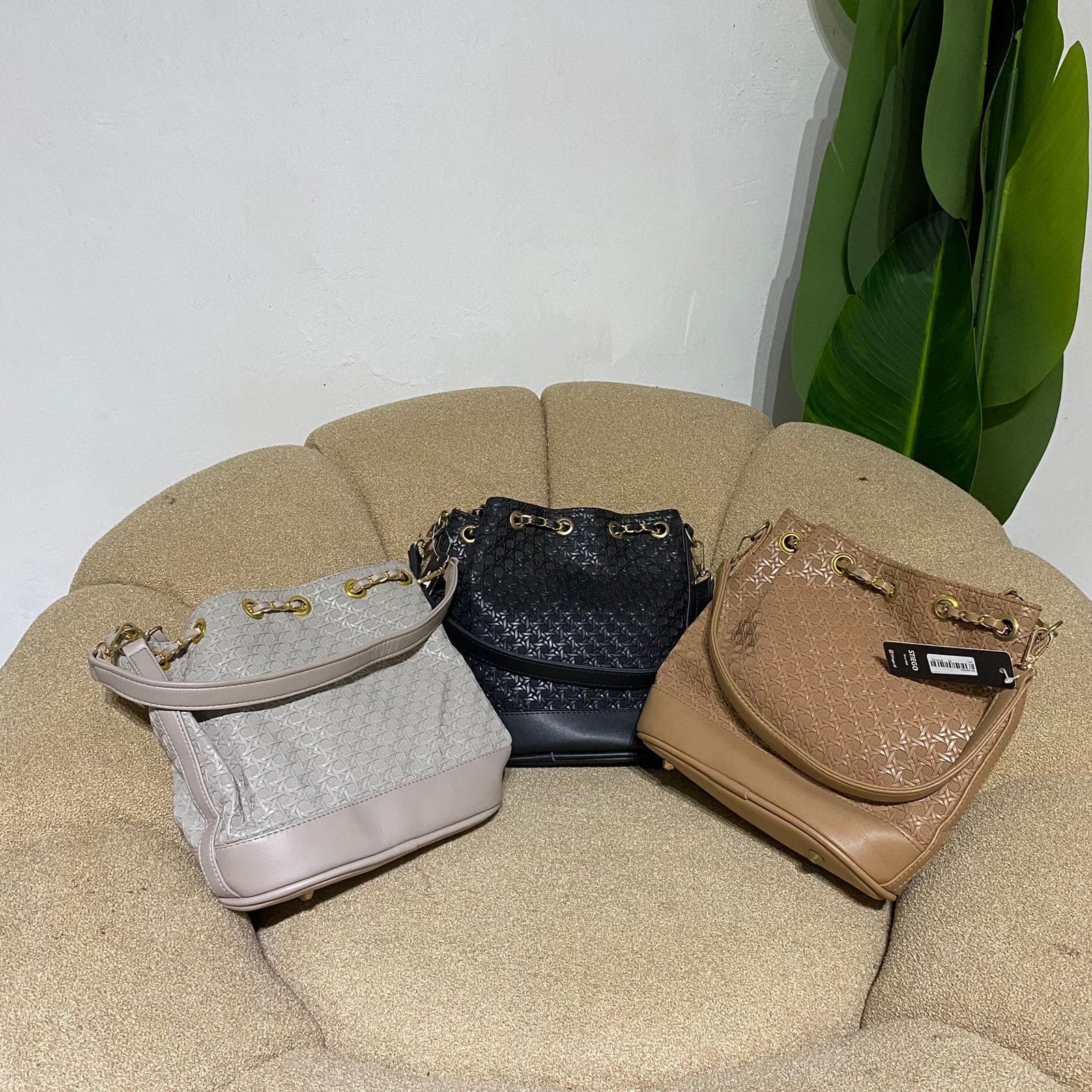 Tas wanita slempang diamond