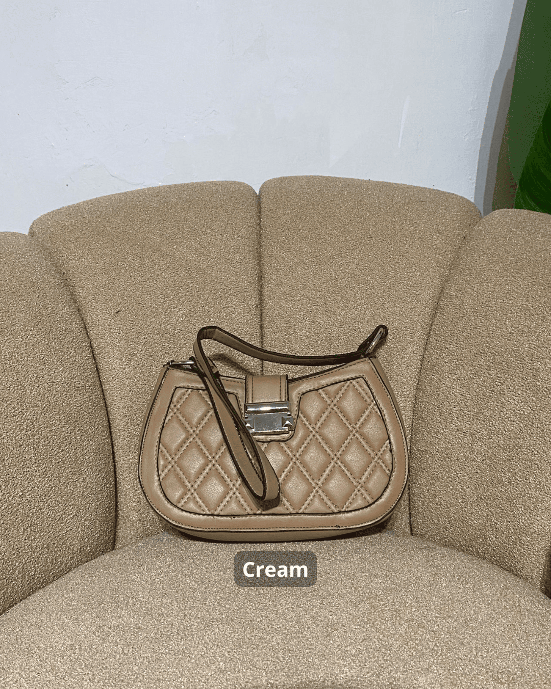 Tas slempang Gomez