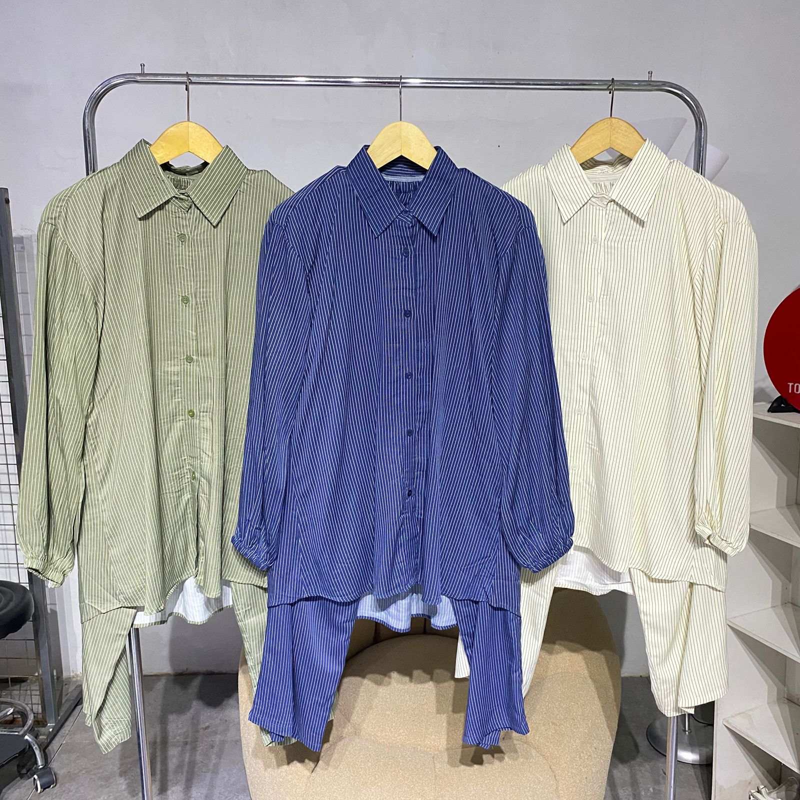 onset wanita kemeja  & celana stripe