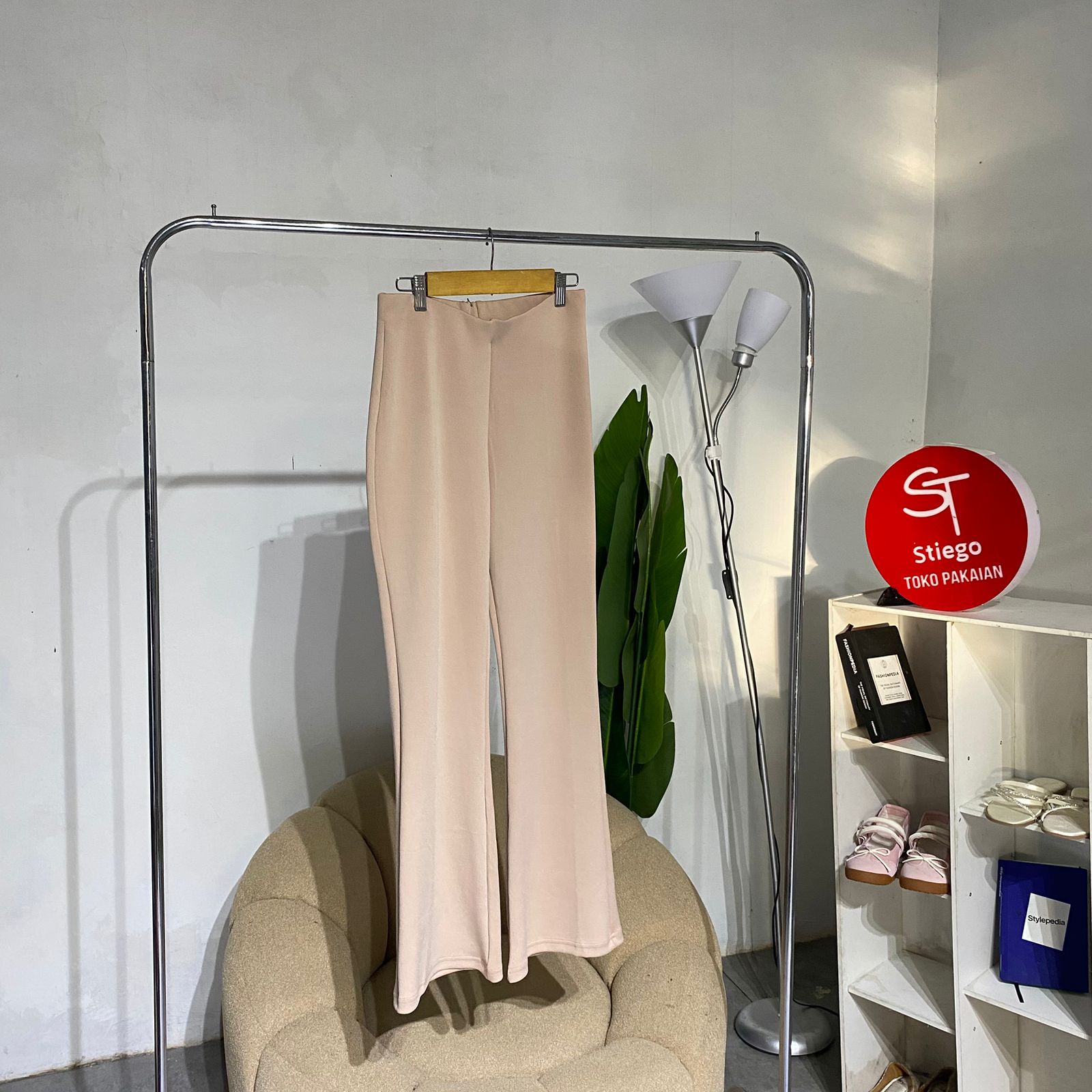 Celana wanita flare pants cutbray