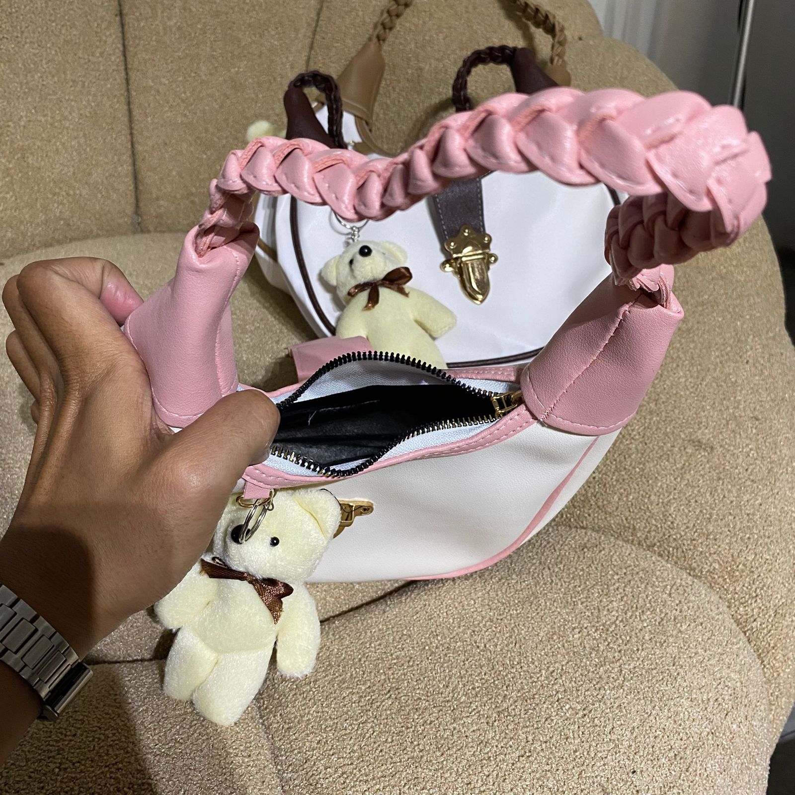 Tas wanita selempang naura